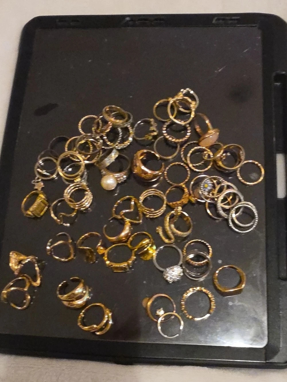 Assorted Gold & Silver Tone Ring Lot
